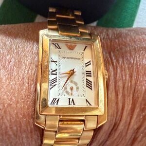 Emporio Armani Orilogi Stainless Steel Rose Gold Ladies Tank Watch. Classic Tank